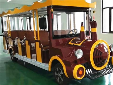 14 Seats Electric Shuttle Bus For Sale Retro Design XunHu