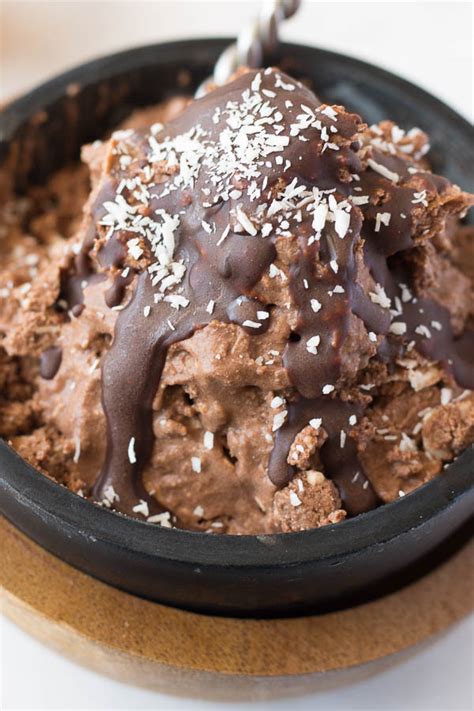 Vegan No Churn Chocolate Coconut Ice Cream