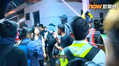 黑警喬裝示威者事敗捐屎坑 13 October 2019 Youtube