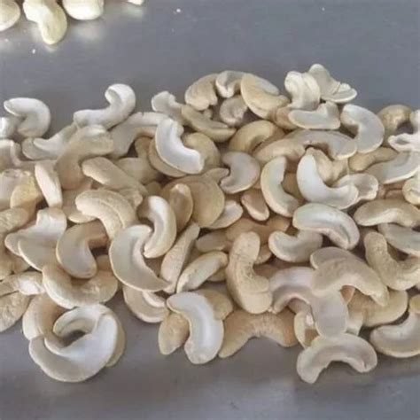 Raw Ivory Split W210 Cashew Nut Packaging Size Loose At Rs 620 Kg In