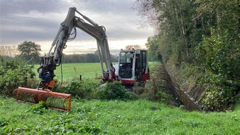 Foto Takeuchi Tb Van Gebr Hartenhof Bv