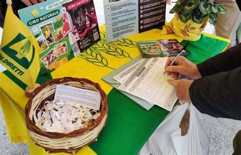 Coldiretti Umbria Una Firma Contro Il Cibo Sintetico IlTamTam It Il