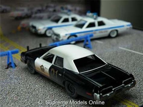 THE BLUES BROTHERS 5 X MODEL CAR BLUESMOBILE GIFT SET 1:64 SCALE ...