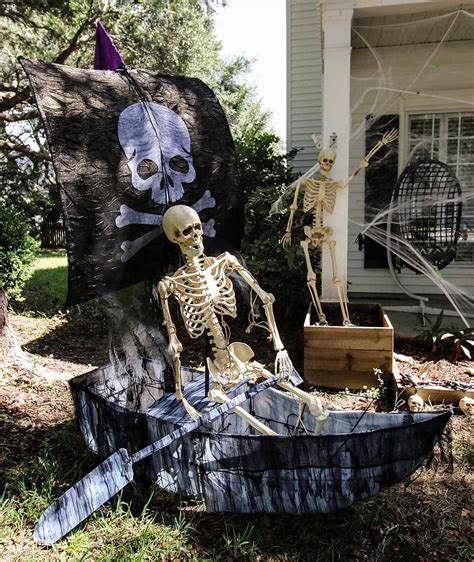 Mua ngay pirate skeleton halloween decoration để trang trí nhà Halloween