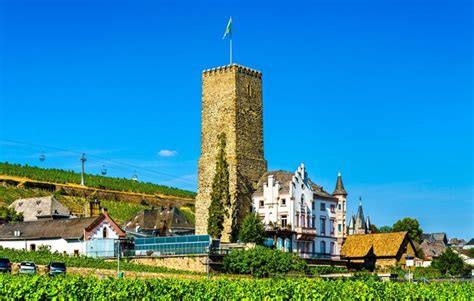 Premium Photo Boosenburg Castle In Ruedesheim Am Rhein In The Rhine