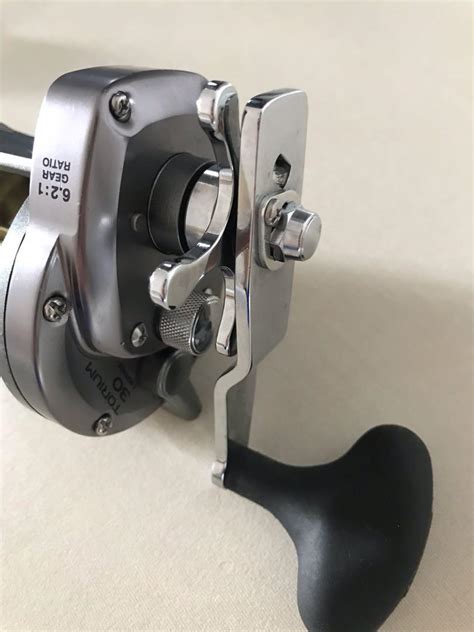 Shimano Torium 30 Fishing Reel Sports Equipment Fishing On Carousell