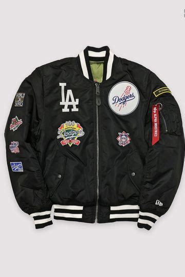 New Era X Alpha Industries New York Yankees Reversible Bomber Jacket