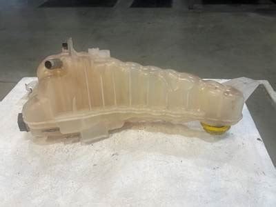 2021 Used Freightliner Business Class M2 Coolant Reservoir W 20 Psi