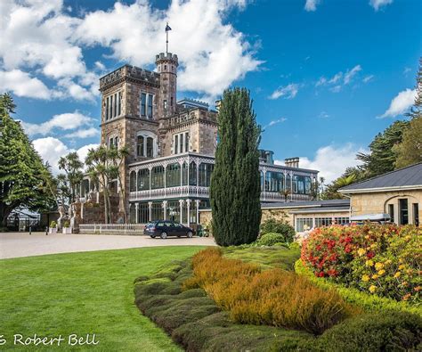 larnach castle gardens dunedin