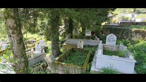 Akdarı Köyü Mezarlığı Yağlıdere Giresun Typical Turkish Cemetery