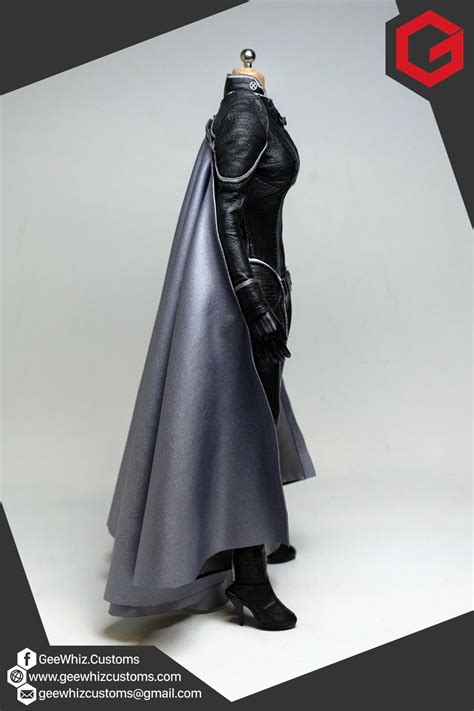 Geewhiz Customs: 1:6 Scale Storm (Halle Berry) Costume