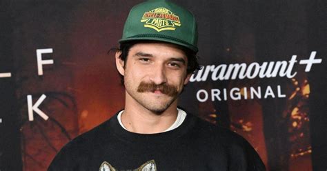 Kelly Clarkson Admits She Loves Being Naked In Candid Confession