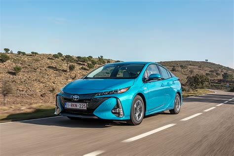 First Drive: Toyota Prius Plug-In Hybrid - FleetCar.ie