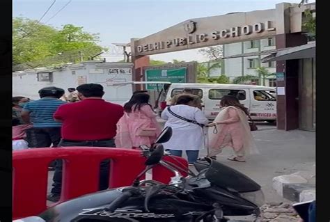 BREAKING: Delhi Public School, Mathura Road Receives Bomb Threat via E-mail; Investigation Underway