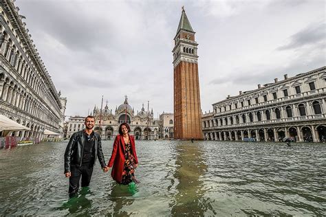 Venice Flooding Photos Most Of City Underwater After Highest Tide In