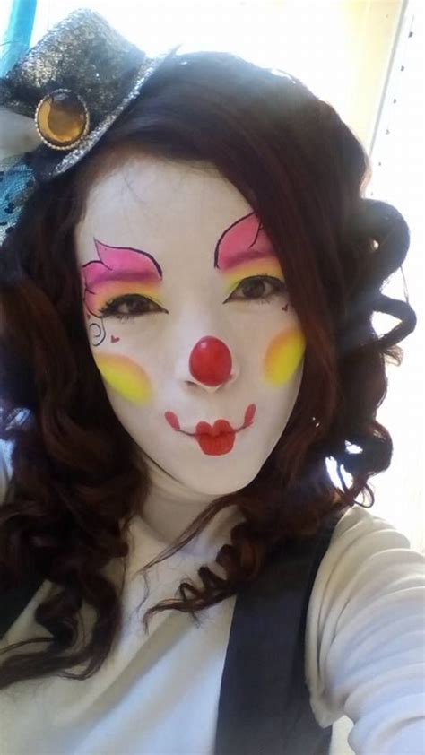 Pin By Jojo Amai On Clowns Female Clown White Face Good Clowns