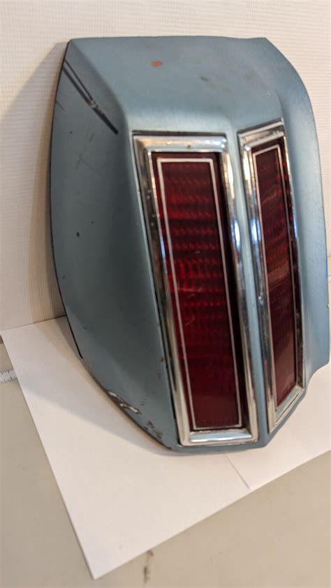 1976 Oldsmobile Cutlass Supreme Rear Left Tail Light Red Lenses Oem Assembly Ebay