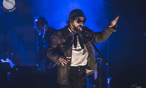 Vinicio Capossela Al Teatro Petruzzelli Di Bari Presenta L Album