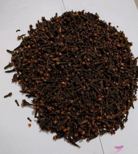 Brown Dry Clove Seeds Packaging Size Loose At Rs 890 Kg In Noida ID