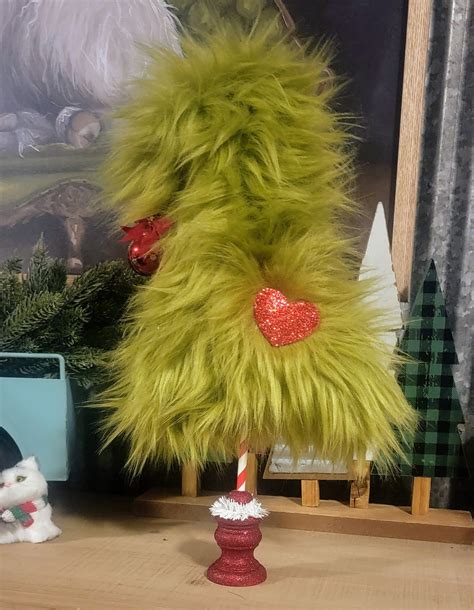 Diy Sewing Pattern And Tutorial Fake Fur Christmas Tree The Mean Green