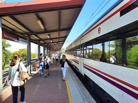 Renfe Programa En Sevilla Seis Trenes De Cercan As Para Los Conciertos