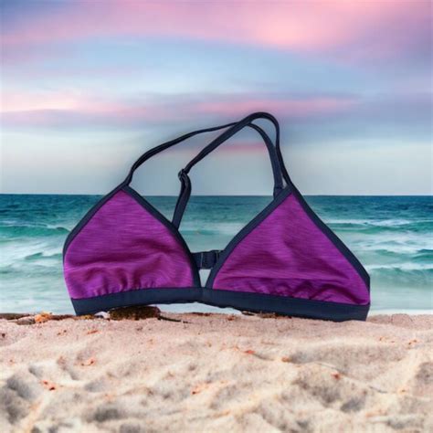 10 Hot Sexy Violet Oakley Bikini Pics