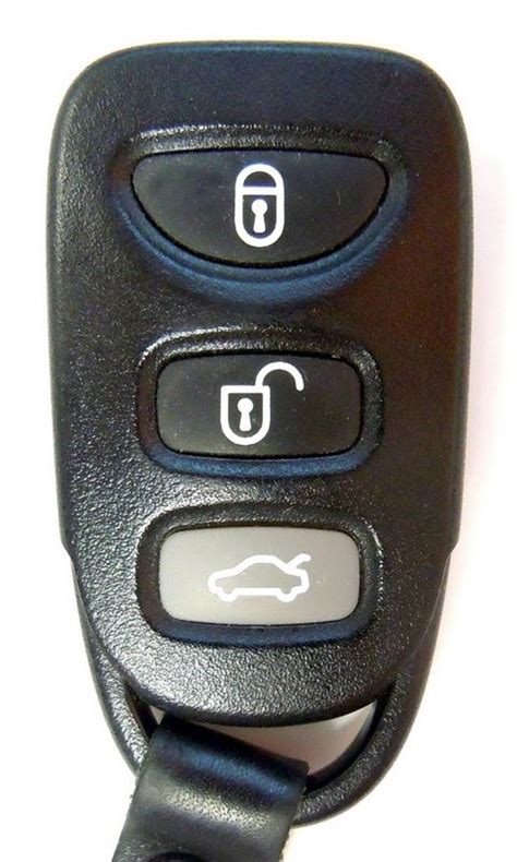 2016 Hyundai Elantra Sedan Keyless Entry Remote Car Key Fob Replacement