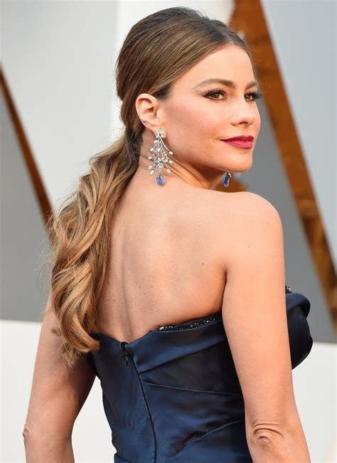 Sofia Vergara Cool Hairstyles Academy Awards Red Carpet Oscar Fashion