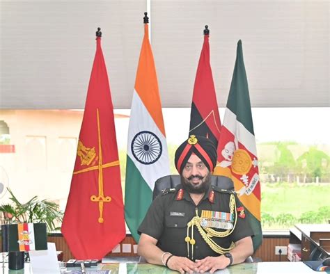 Lieutenant General Manjinder Singh Takes Command Of Sapta Shakti Command