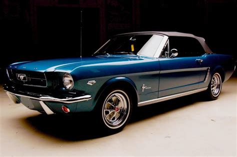 2023 Ford Mustang Mach 1 Guide