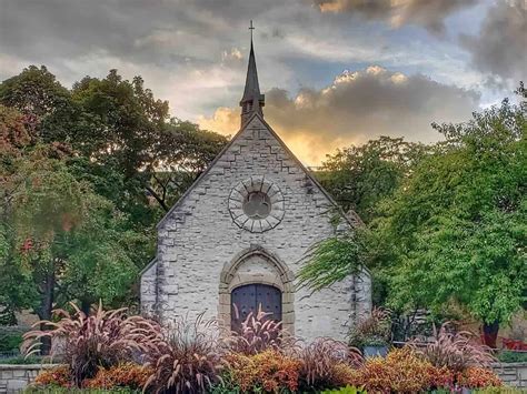 The Incredible Story of the Joan of Arc Chapel at Marquette