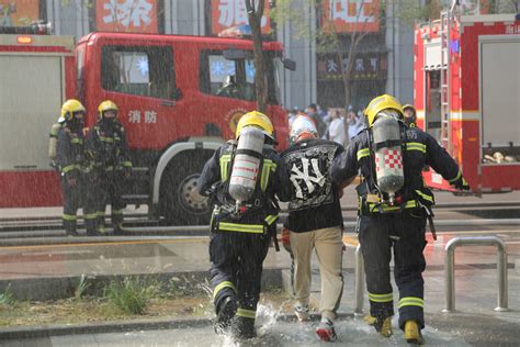 “防灭一体化”，北京石景山消防开展高层建筑灭火救援演练力量火灾应急