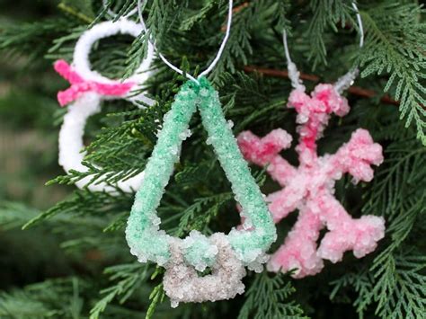 How To Make Crystal Coated Pipe Cleaner Ornaments With Borax