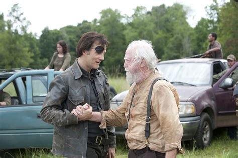 How does Hershel die in The Walking Dead?