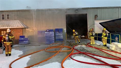 Crews Battle 2 Alarm Blaze At Tualatin Business During Winter Storm