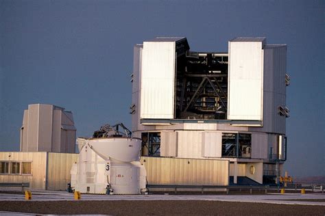 Vlt Telescope Photograph By Adam Hart Davis Science Photo Library