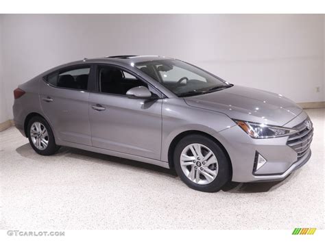 Fluid Metal Hyundai Elantra Value Edition Photo