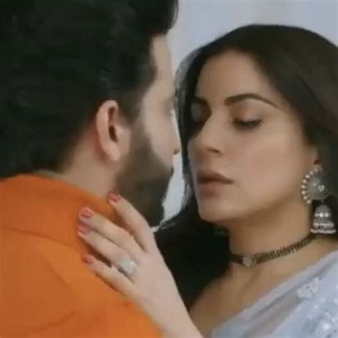 Kundali Bhagya Karan Preeta Recreate Salman Khan Film Maine Pyar Kiya S Song Aaya Mausam Dosti