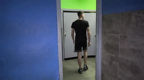 Vídeos porno gay de Baños públicos gratis Películas sexo gay xHamster