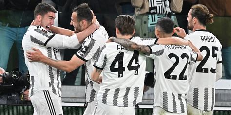 Sentenza Juve Laccusa A Sorpresa Troppi 15 Punti Di Penalizzazione