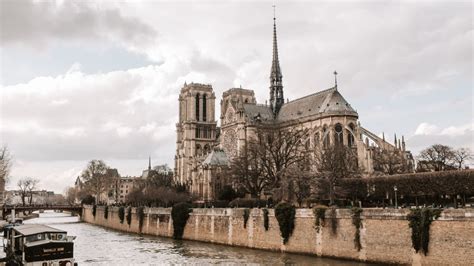 Bilhetes E Visitas Catedral De Notre Dame De Paris Hellotickets