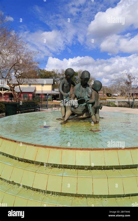 Fountain In Memorial Park And Bayou Terrebonne Waterlife Museum Houma