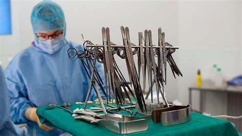 Kidney transplant surgery: Preparation, what to expect, and more