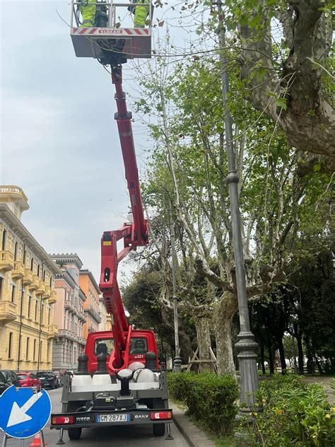 Salerno Pubblica Illuminazione Lavori Per Adeguamento A Risparmio