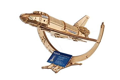 NASA Space Shuttle Discovery Wooden Mechanical Model for Sale | UGears US