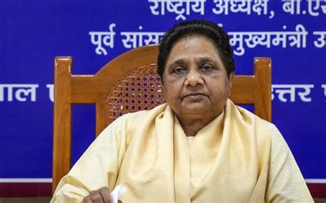 Bsp Chief Mayawati Pay Last Respects To Tamil Nadu Bsp President K