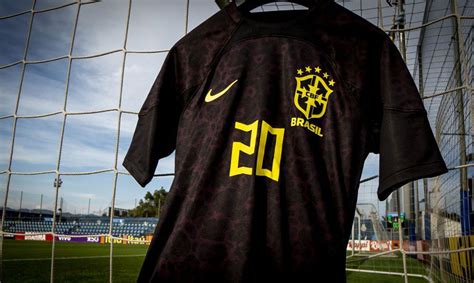 Últimas notícias Seleção Brasileira de camisa preta pela 1ª vez na