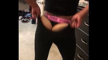 Getting Dressed XVIDEOS
