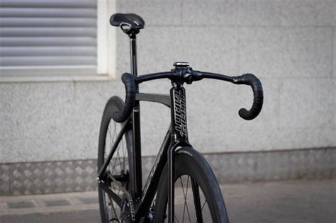 Thumbs Pro Bikeplanet Giant Omnium By Goldsprint Berlin