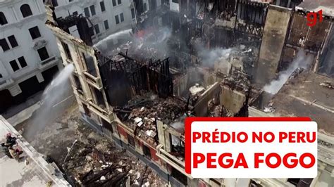 Imagens de drone mostram destruição em prédio histórico incendiado em